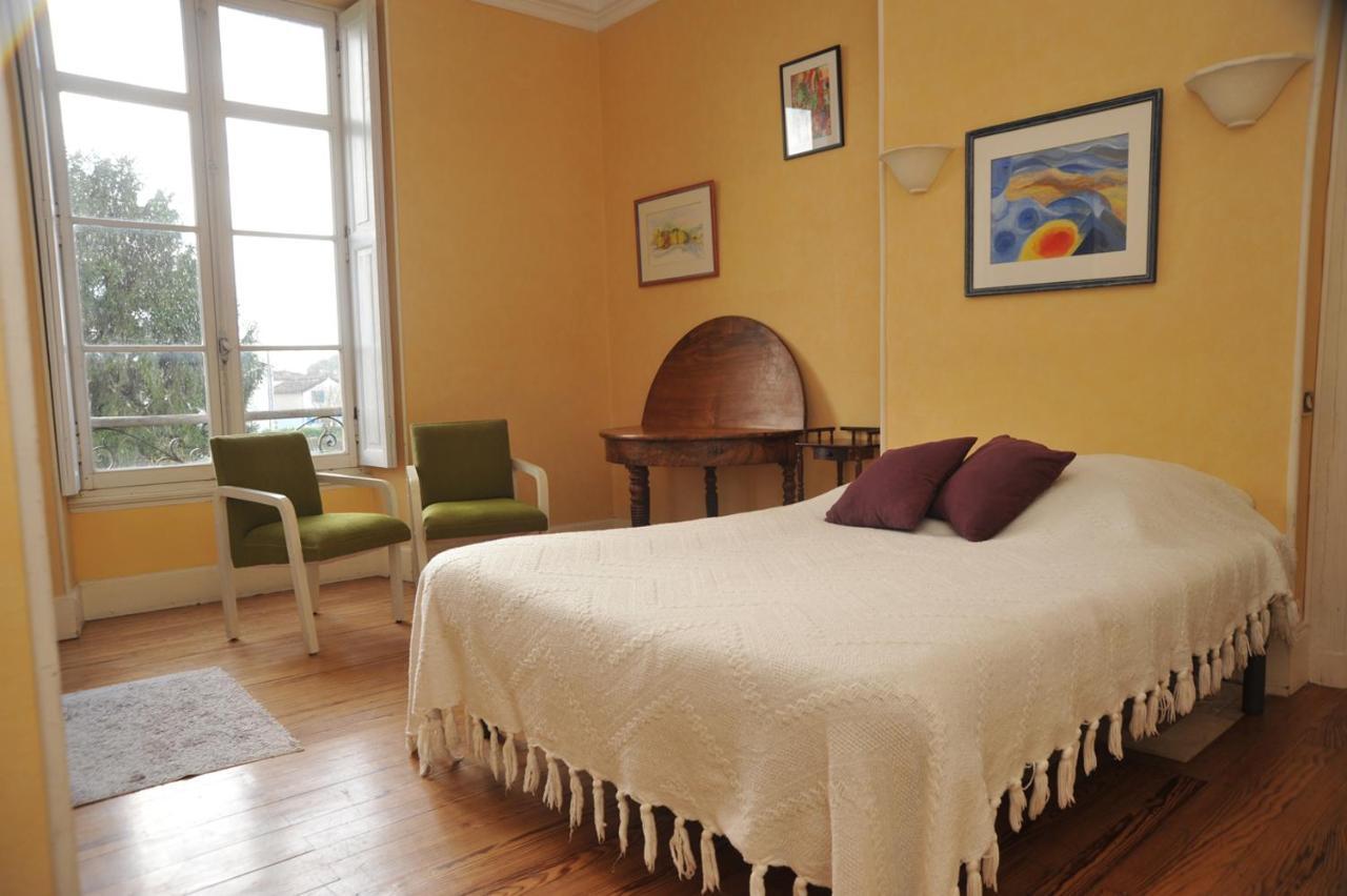 Chambres & Studios Chateau Saint Vincent Bazas Exterior photo