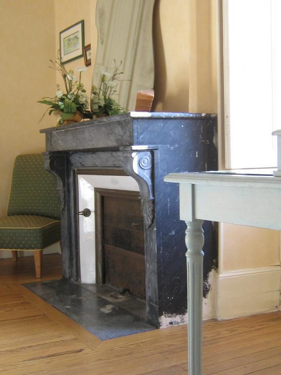 Chambres & Studios Chateau Saint Vincent Bazas Room photo