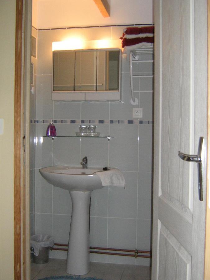 Chambres & Studios Chateau Saint Vincent Bazas Room photo